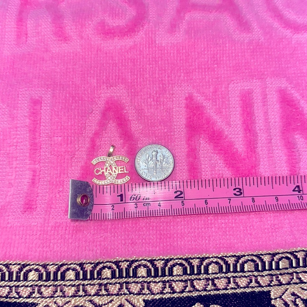 Good Chanel Pendant
